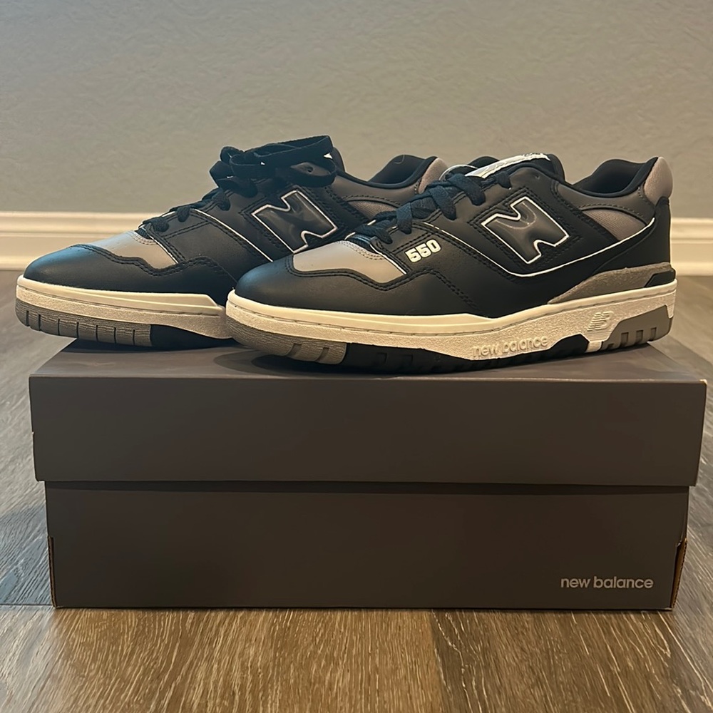 NWT New Balance 550 Men’s M Size 8